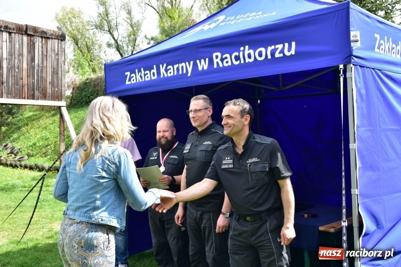Zdjęcie w galerii na portalu naszraciborz.pl: Turniej strzelecki o puchar Dyrektora Zakładu Karnego w Raciborzu. Starosta lepszy od komendantów [FOTO i WIDEO] wiadomości z regionu