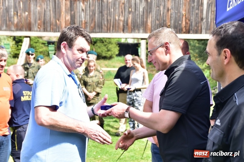 Zdjęcie w galerii na portalu naszraciborz.pl: Turniej strzelecki o puchar Dyrektora Zakładu Karnego w Raciborzu. Starosta lepszy od komendantów [FOTO i WIDEO] wiadomości z regionu