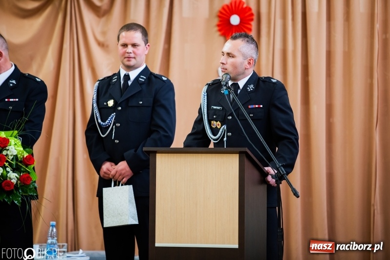 Zdjęcie w galerii na portalu naszraciborz.pl: Szkoła w Borucinie ma 120 lat i nowy sztandar  wiadomości z regionu