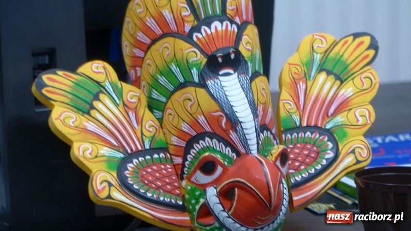 Zdjęcie w galerii na portalu naszraciborz.pl: Slajdowisko podróżnicze w bibliotece w Markowicach  wiadomości z regionu