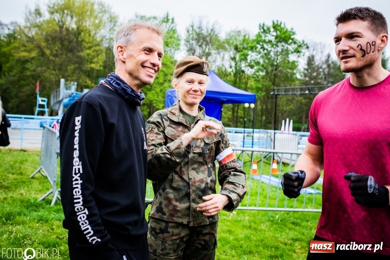Zdjęcie w galerii na portalu naszraciborz.pl: Forsowanie Odry i litry potu. II Bieg Cichociemnych w Raciborzu [FOTO i WIDEO] wiadomości z regionu