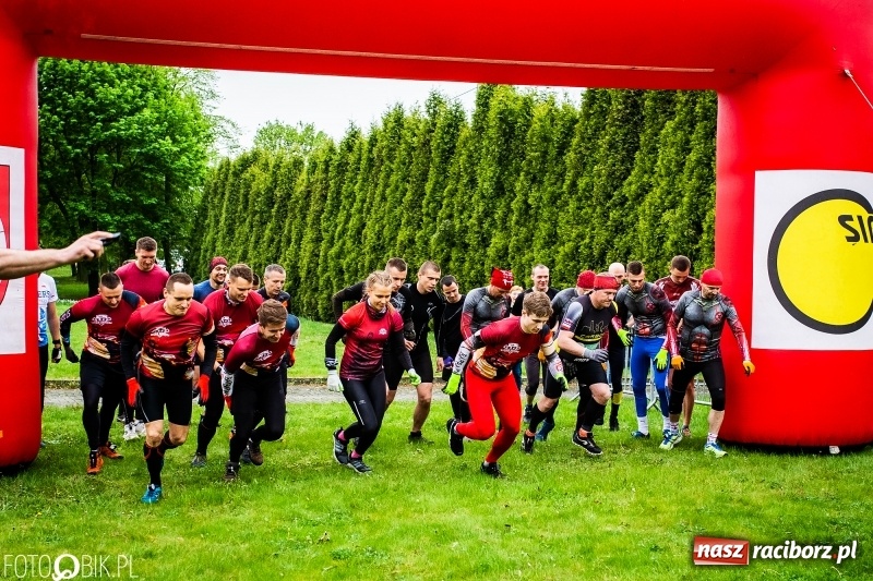 Zdjęcie w galerii na portalu naszraciborz.pl: Forsowanie Odry i litry potu. II Bieg Cichociemnych w Raciborzu [FOTO i WIDEO] wiadomości z regionu
