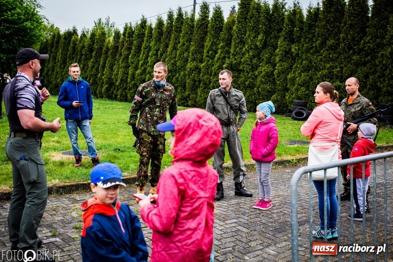 Zdjęcie w galerii na portalu naszraciborz.pl: Forsowanie Odry i litry potu. II Bieg Cichociemnych w Raciborzu [FOTO i WIDEO] wiadomości z regionu