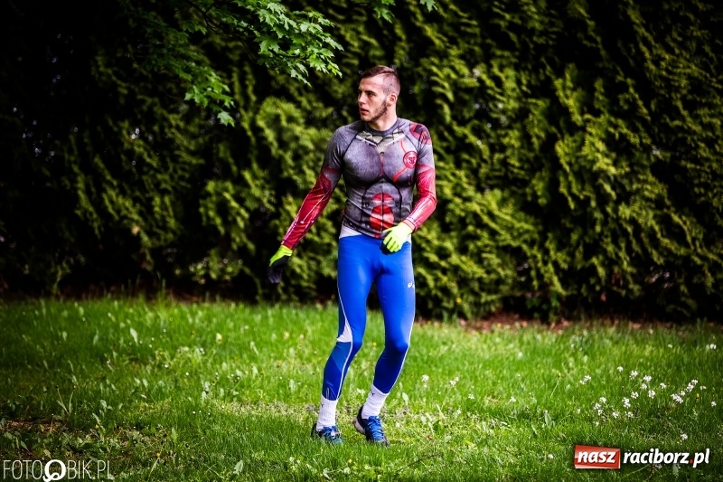 Zdjęcie w galerii na portalu naszraciborz.pl: Forsowanie Odry i litry potu. II Bieg Cichociemnych w Raciborzu [FOTO i WIDEO] wiadomości z regionu