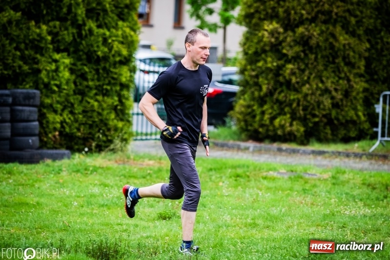 Zdjęcie w galerii na portalu naszraciborz.pl: Forsowanie Odry i litry potu. II Bieg Cichociemnych w Raciborzu [FOTO i WIDEO] wiadomości z regionu