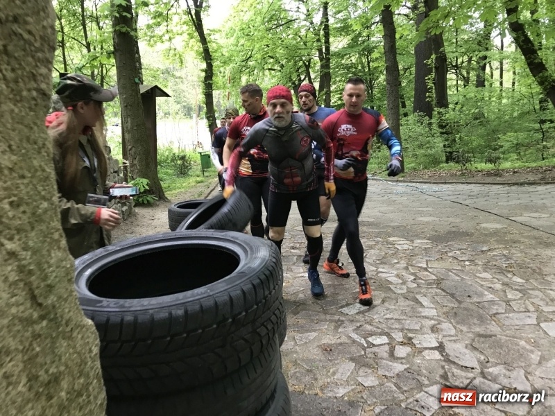 Zdjęcie w galerii na portalu naszraciborz.pl: Forsowanie Odry i litry potu. II Bieg Cichociemnych w Raciborzu [FOTO i WIDEO] wiadomości z regionu