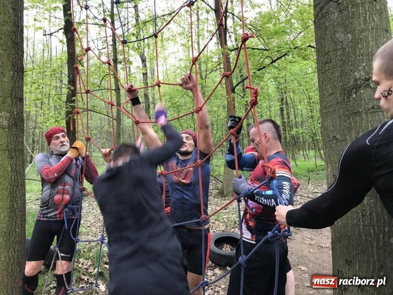 Zdjęcie w galerii na portalu naszraciborz.pl: Forsowanie Odry i litry potu. II Bieg Cichociemnych w Raciborzu [FOTO i WIDEO] wiadomości z regionu