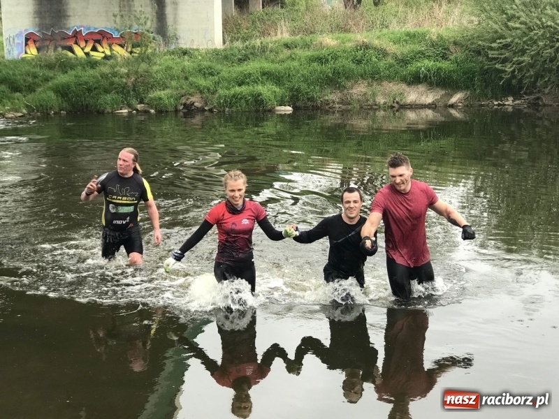 Zdjęcie w galerii na portalu naszraciborz.pl: Forsowanie Odry i litry potu. II Bieg Cichociemnych w Raciborzu [FOTO i WIDEO] wiadomości z regionu