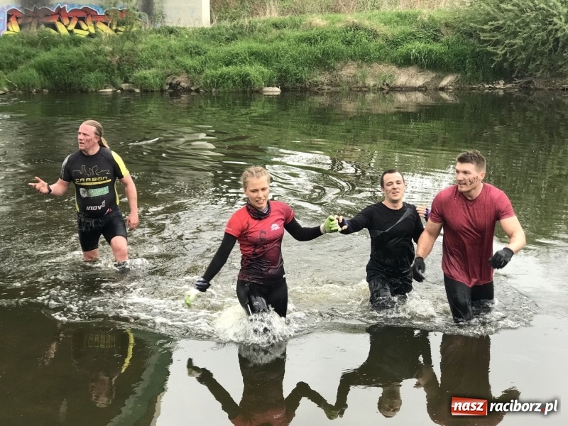Zdjęcie w galerii na portalu naszraciborz.pl: Forsowanie Odry i litry potu. II Bieg Cichociemnych w Raciborzu [FOTO i WIDEO] wiadomości z regionu