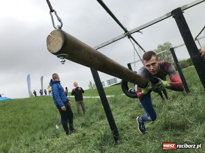 Zdjęcie w galerii na portalu naszraciborz.pl: Forsowanie Odry i litry potu. II Bieg Cichociemnych w Raciborzu [FOTO i WIDEO] wiadomości z regionu