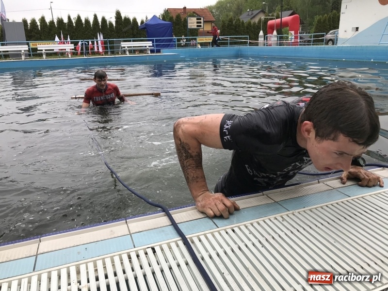 Zdjęcie w galerii na portalu naszraciborz.pl: Forsowanie Odry i litry potu. II Bieg Cichociemnych w Raciborzu [FOTO i WIDEO] wiadomości z regionu