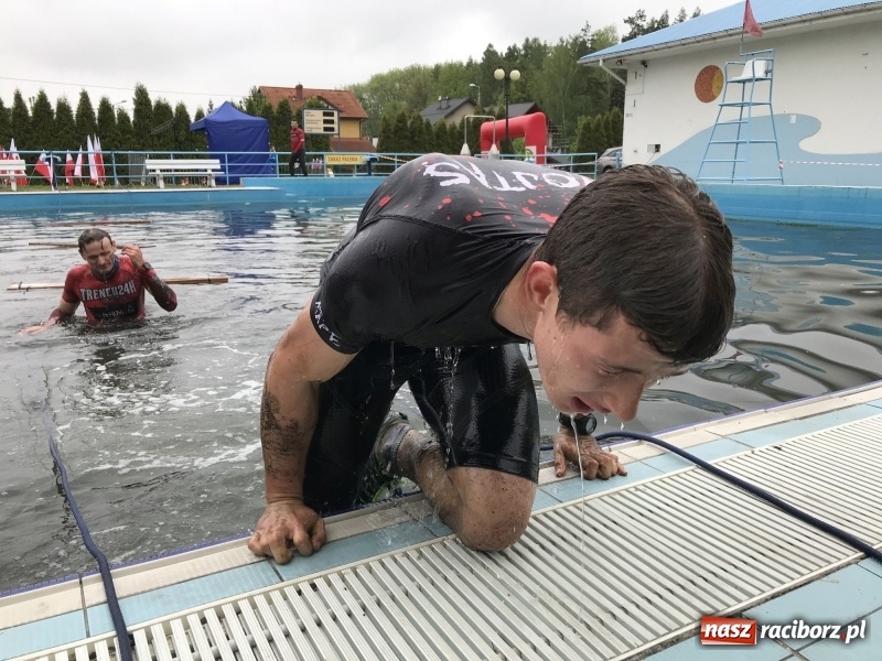 Zdjęcie w galerii na portalu naszraciborz.pl: Forsowanie Odry i litry potu. II Bieg Cichociemnych w Raciborzu [FOTO i WIDEO] wiadomości z regionu