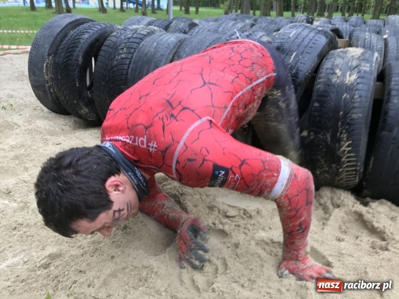 Zdjęcie w galerii na portalu naszraciborz.pl: Forsowanie Odry i litry potu. II Bieg Cichociemnych w Raciborzu [FOTO i WIDEO] wiadomości z regionu