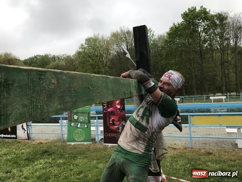 Zdjęcie w galerii na portalu naszraciborz.pl: Forsowanie Odry i litry potu. II Bieg Cichociemnych w Raciborzu [FOTO i WIDEO] wiadomości z regionu