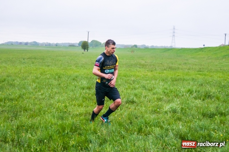Zdjęcie w galerii na portalu naszraciborz.pl: Forsowanie Odry i litry potu. II Bieg Cichociemnych w Raciborzu [FOTO i WIDEO] wiadomości z regionu