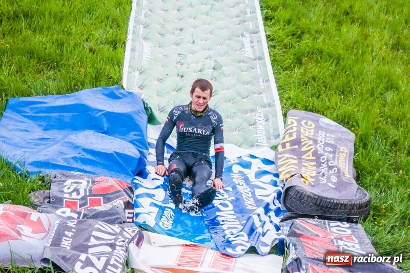 Zdjęcie w galerii na portalu naszraciborz.pl: Forsowanie Odry i litry potu. II Bieg Cichociemnych w Raciborzu [FOTO i WIDEO] wiadomości z regionu