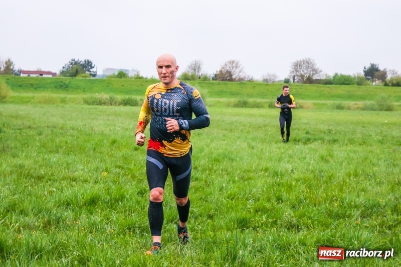 Zdjęcie w galerii na portalu naszraciborz.pl: Forsowanie Odry i litry potu. II Bieg Cichociemnych w Raciborzu [FOTO i WIDEO] wiadomości z regionu