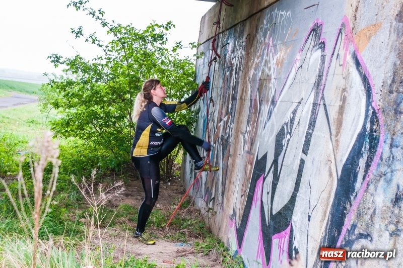Zdjęcie w galerii na portalu naszraciborz.pl: Forsowanie Odry i litry potu. II Bieg Cichociemnych w Raciborzu [FOTO i WIDEO] wiadomości z regionu