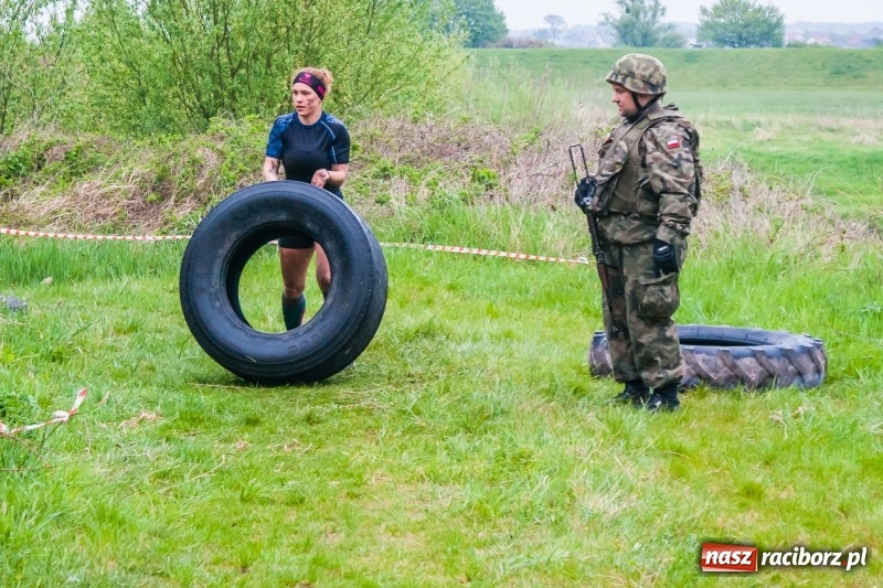 Zdjęcie w galerii na portalu naszraciborz.pl: Forsowanie Odry i litry potu. II Bieg Cichociemnych w Raciborzu [FOTO i WIDEO] wiadomości z regionu