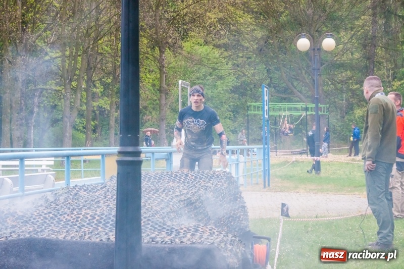 Zdjęcie w galerii na portalu naszraciborz.pl: Forsowanie Odry i litry potu. II Bieg Cichociemnych w Raciborzu [FOTO i WIDEO] wiadomości z regionu