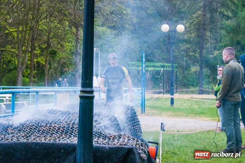 Zdjęcie w galerii na portalu naszraciborz.pl: Forsowanie Odry i litry potu. II Bieg Cichociemnych w Raciborzu [FOTO i WIDEO] wiadomości z regionu