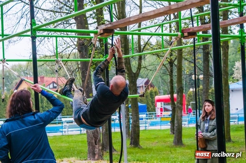 Zdjęcie w galerii na portalu naszraciborz.pl: Forsowanie Odry i litry potu. II Bieg Cichociemnych w Raciborzu [FOTO i WIDEO] wiadomości z regionu