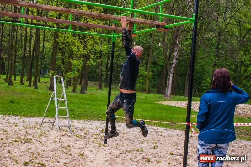 Zdjęcie w galerii na portalu naszraciborz.pl: Forsowanie Odry i litry potu. II Bieg Cichociemnych w Raciborzu [FOTO i WIDEO] wiadomości z regionu