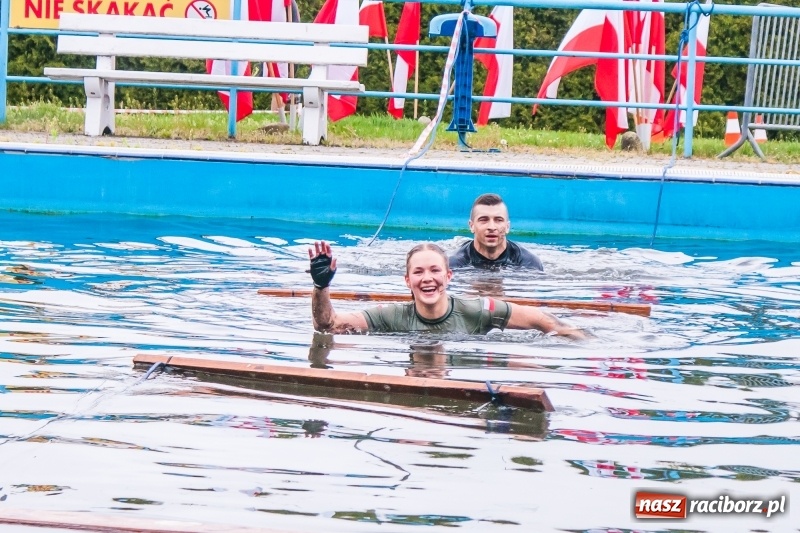 Zdjęcie w galerii na portalu naszraciborz.pl: Forsowanie Odry i litry potu. II Bieg Cichociemnych w Raciborzu [FOTO i WIDEO] wiadomości z regionu