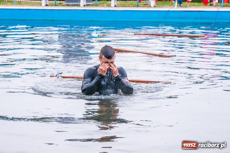 Zdjęcie w galerii na portalu naszraciborz.pl: Forsowanie Odry i litry potu. II Bieg Cichociemnych w Raciborzu [FOTO i WIDEO] wiadomości z regionu
