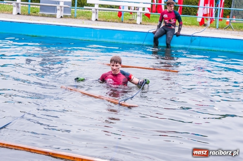 Zdjęcie w galerii na portalu naszraciborz.pl: Forsowanie Odry i litry potu. II Bieg Cichociemnych w Raciborzu [FOTO i WIDEO] wiadomości z regionu