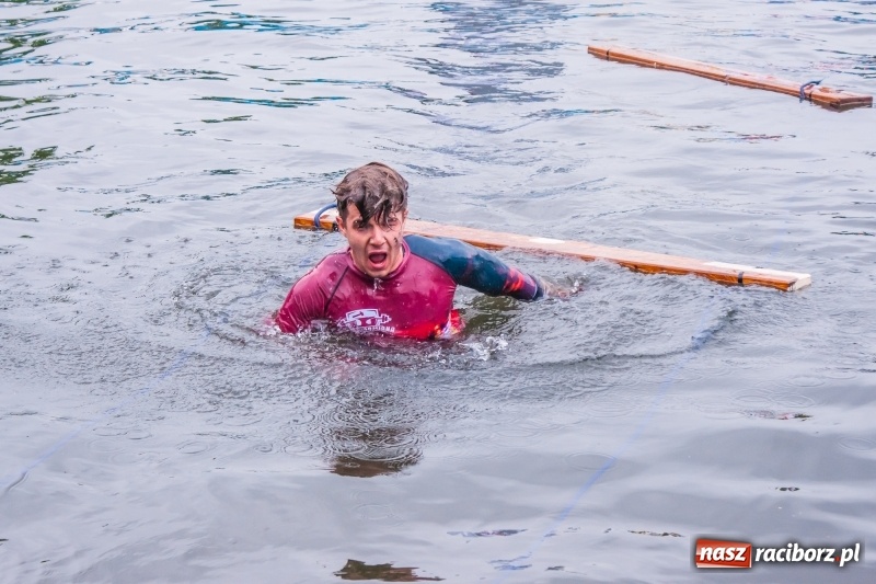 Zdjęcie w galerii na portalu naszraciborz.pl: Forsowanie Odry i litry potu. II Bieg Cichociemnych w Raciborzu [FOTO i WIDEO] wiadomości z regionu