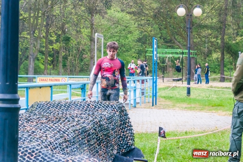 Zdjęcie w galerii na portalu naszraciborz.pl: Forsowanie Odry i litry potu. II Bieg Cichociemnych w Raciborzu [FOTO i WIDEO] wiadomości z regionu