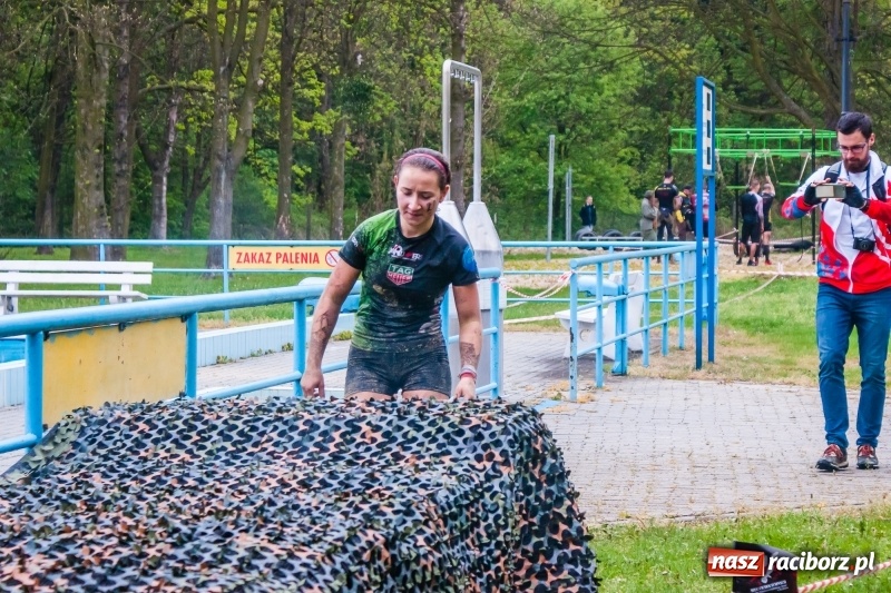 Zdjęcie w galerii na portalu naszraciborz.pl: Forsowanie Odry i litry potu. II Bieg Cichociemnych w Raciborzu [FOTO i WIDEO] wiadomości z regionu