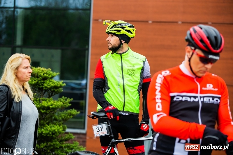 Zdjęcie w galerii na portalu naszraciborz.pl: Rowerowe Grand Prix Raciborza ruszyło cysterskim szlakiem [FOTO] wiadomości z regionu
