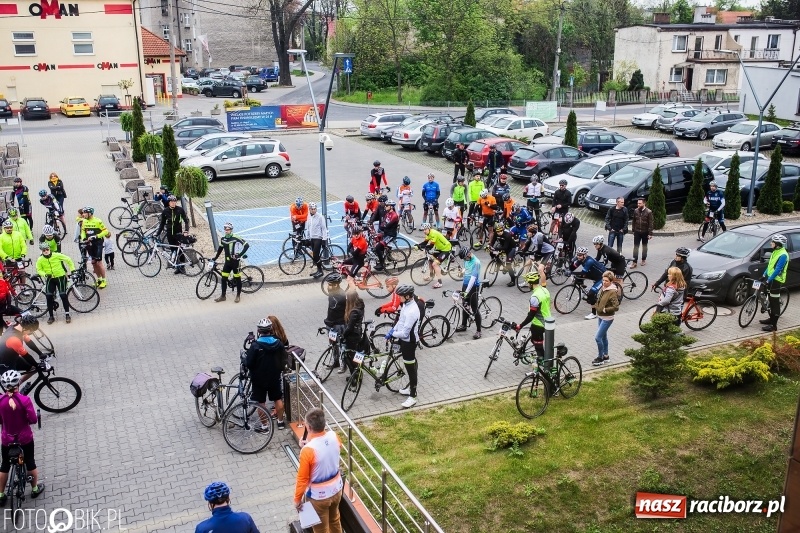 Zdjęcie w galerii na portalu naszraciborz.pl: Rowerowe Grand Prix Raciborza ruszyło cysterskim szlakiem [FOTO] wiadomości z regionu