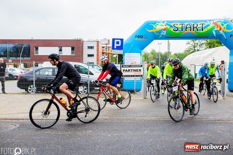 Zdjęcie w galerii na portalu naszraciborz.pl: Rowerowe Grand Prix Raciborza ruszyło cysterskim szlakiem [FOTO] wiadomości z regionu