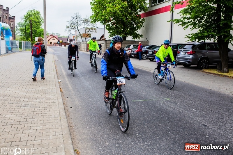 Zdjęcie w galerii na portalu naszraciborz.pl: Rowerowe Grand Prix Raciborza ruszyło cysterskim szlakiem [FOTO] wiadomości z regionu