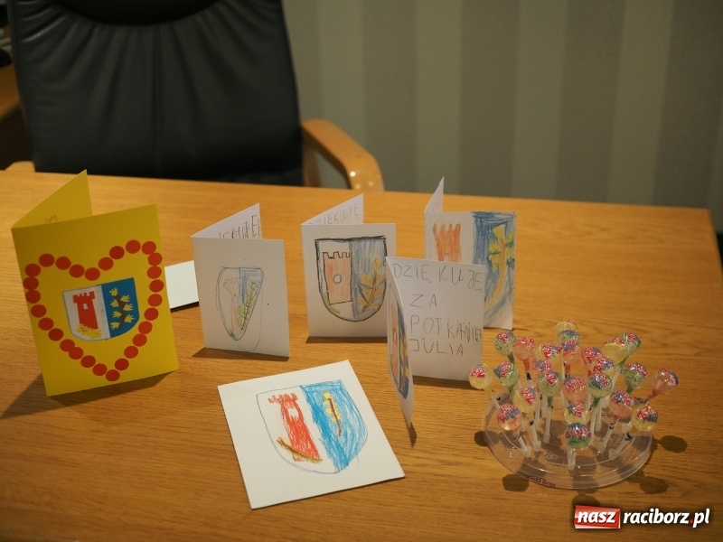 Zdjęcie w galerii na portalu naszraciborz.pl: Dzieci nałożyły zobowiązanie na wójta Rudnika  wiadomości z regionu