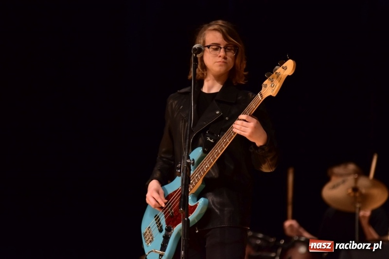 Zdjęcie w galerii na portalu naszraciborz.pl: Mimi i Dusia wygrały IV Raciborską Giełdę Talentów [FOTO i WIDEO] wiadomości z regionu