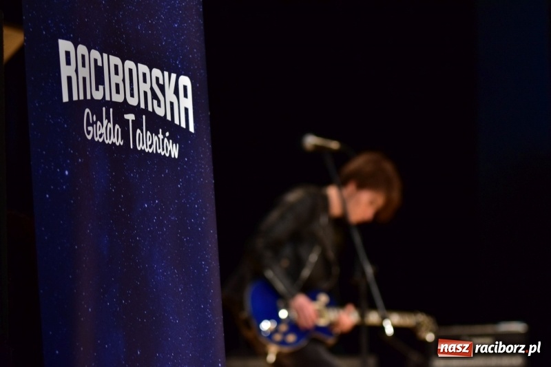 Zdjęcie w galerii na portalu naszraciborz.pl: Mimi i Dusia wygrały IV Raciborską Giełdę Talentów [FOTO i WIDEO] wiadomości z regionu