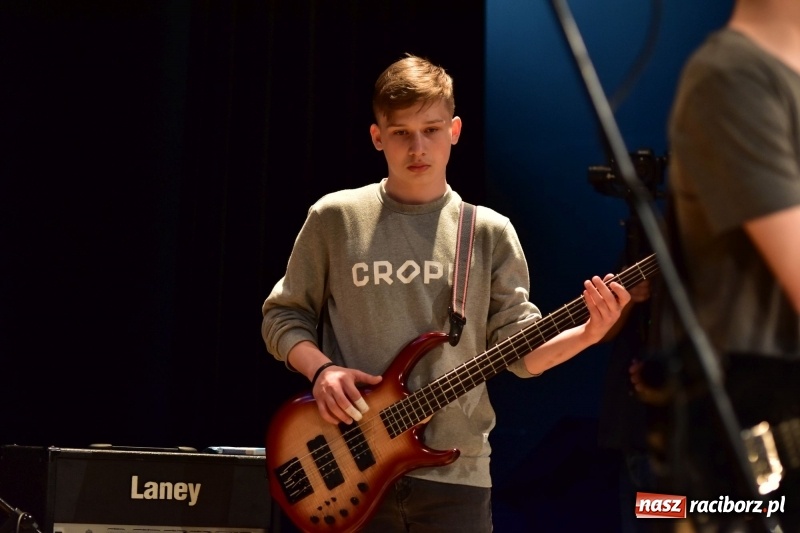 Zdjęcie w galerii na portalu naszraciborz.pl: Mimi i Dusia wygrały IV Raciborską Giełdę Talentów [FOTO i WIDEO] wiadomości z regionu