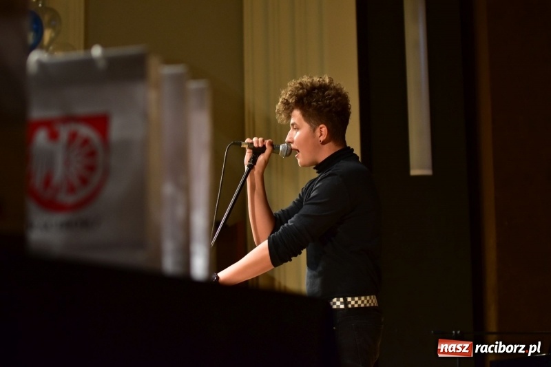 Zdjęcie w galerii na portalu naszraciborz.pl: Mimi i Dusia wygrały IV Raciborską Giełdę Talentów [FOTO i WIDEO] wiadomości z regionu