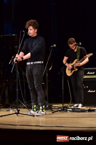 Zdjęcie w galerii na portalu naszraciborz.pl: Mimi i Dusia wygrały IV Raciborską Giełdę Talentów [FOTO i WIDEO] wiadomości z regionu