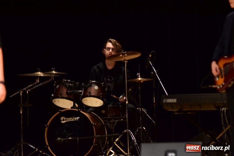 Zdjęcie w galerii na portalu naszraciborz.pl: Mimi i Dusia wygrały IV Raciborską Giełdę Talentów [FOTO i WIDEO] wiadomości z regionu