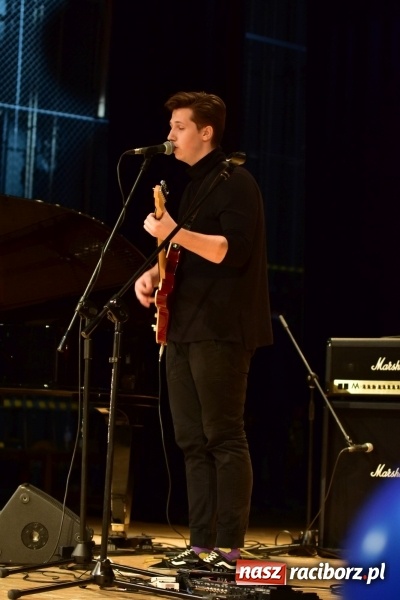 Zdjęcie w galerii na portalu naszraciborz.pl: Mimi i Dusia wygrały IV Raciborską Giełdę Talentów [FOTO i WIDEO] wiadomości z regionu