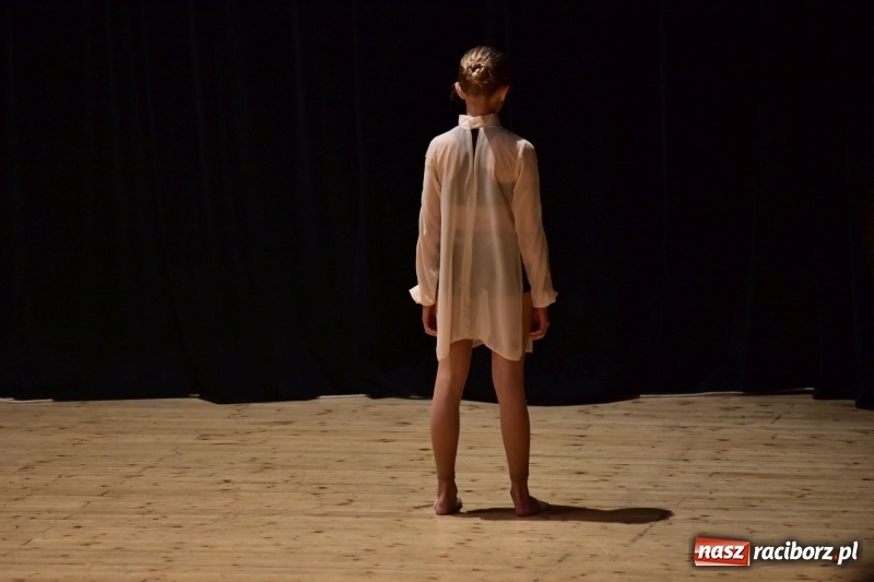 Zdjęcie w galerii na portalu naszraciborz.pl: Mimi i Dusia wygrały IV Raciborską Giełdę Talentów [FOTO i WIDEO] wiadomości z regionu