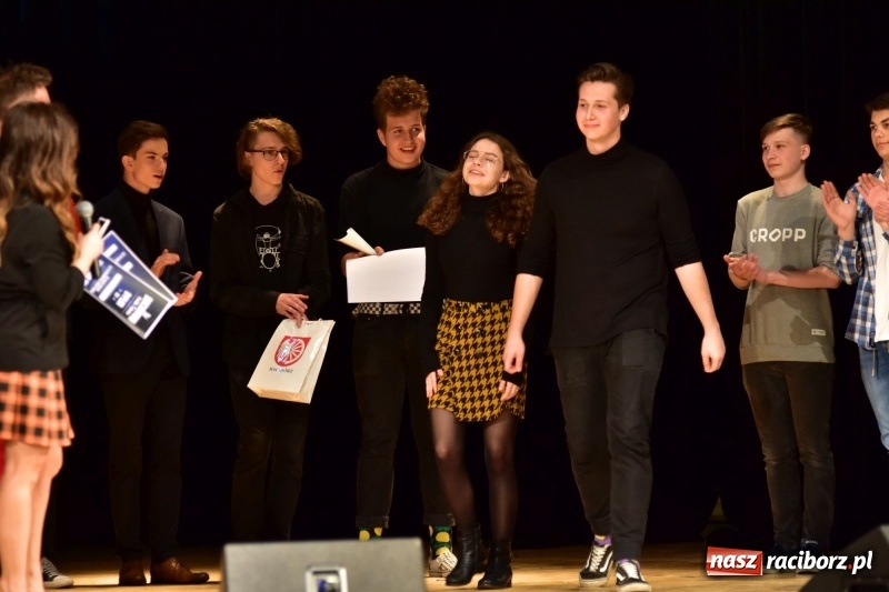 Zdjęcie w galerii na portalu naszraciborz.pl: Mimi i Dusia wygrały IV Raciborską Giełdę Talentów [FOTO i WIDEO] wiadomości z regionu