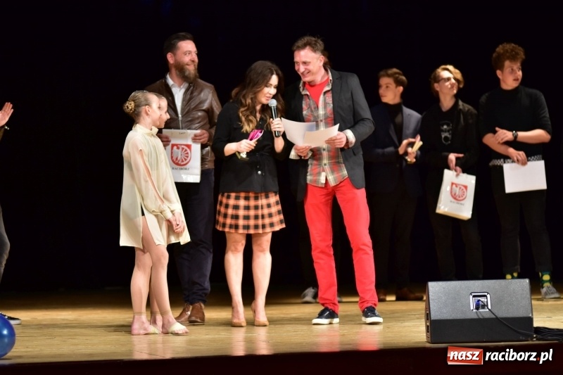 Zdjęcie w galerii na portalu naszraciborz.pl: Mimi i Dusia wygrały IV Raciborską Giełdę Talentów [FOTO i WIDEO] wiadomości z regionu