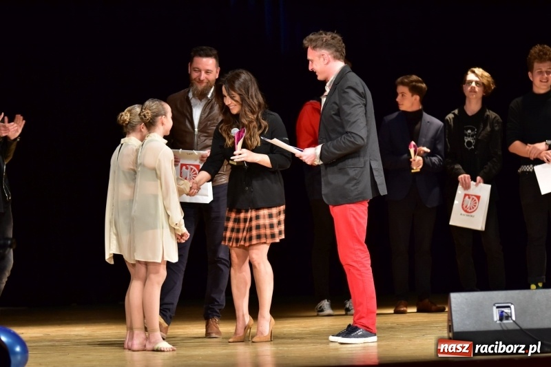 Zdjęcie w galerii na portalu naszraciborz.pl: Mimi i Dusia wygrały IV Raciborską Giełdę Talentów [FOTO i WIDEO] wiadomości z regionu