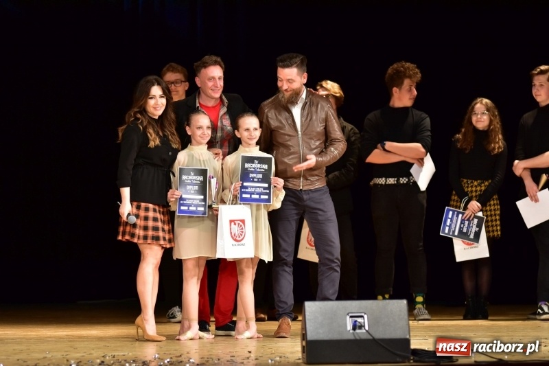 Zdjęcie w galerii na portalu naszraciborz.pl: Mimi i Dusia wygrały IV Raciborską Giełdę Talentów [FOTO i WIDEO] wiadomości z regionu